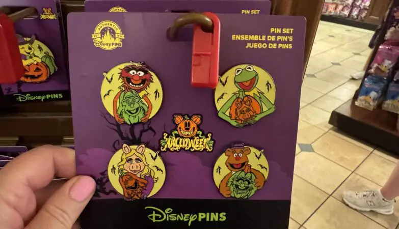 The Muppets Halloween Glow-in-the-Dark Pin Set