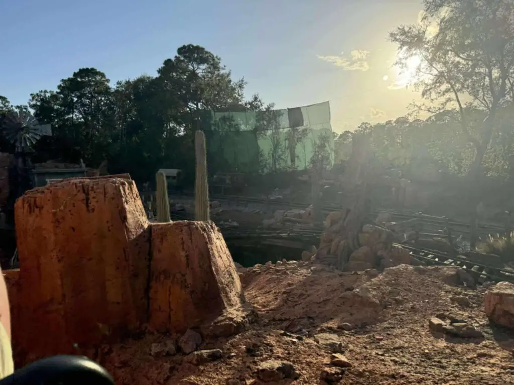 Scrim Installed at Big Thunder Mountain Railroad as Refurbishment Begins 1