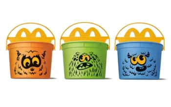 mcdonalds-boo-buckets-tout-100124-3bc5cdfaa5604df4939593c1e2ee3642