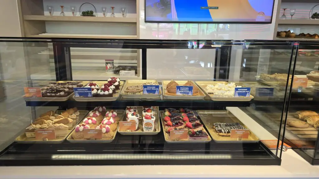 7 New Pastries at TODAY Cafe at Universal Studios Florida 1