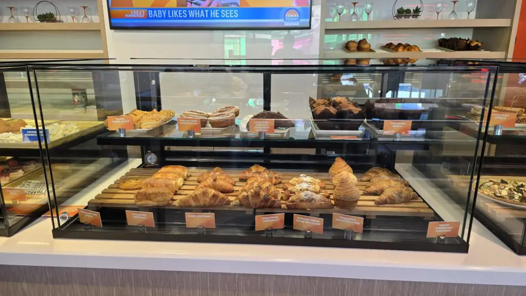 7 New Pastries at TODAY Cafe at Universal Studios Florida 2