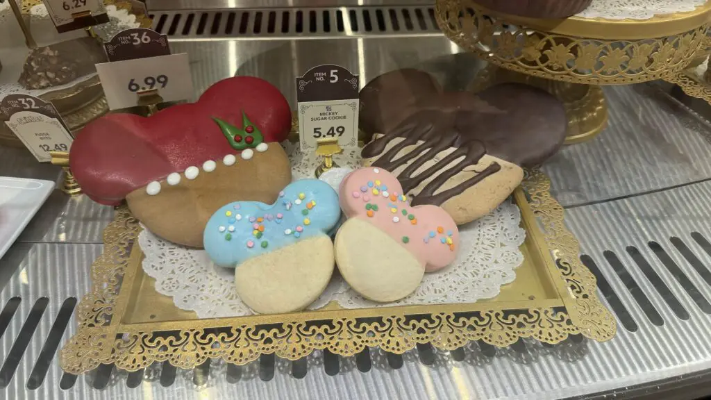 Holiday Treats Arrive at Main Street Confectionery in the Magic Kingdom 1