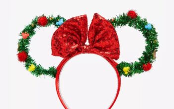 Minnie Mouse Wreath Light-Up Ear Headband