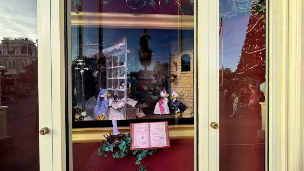 Mickey’s Christmas Carol Window Display Returns to the Magic Kingdom for the Holidays 7