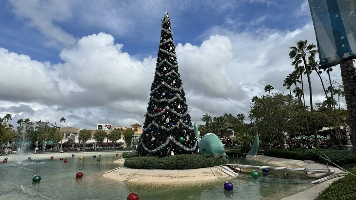 Giant Christmas Tree and More Holiday Decorations Arrive at Hollywood Studios