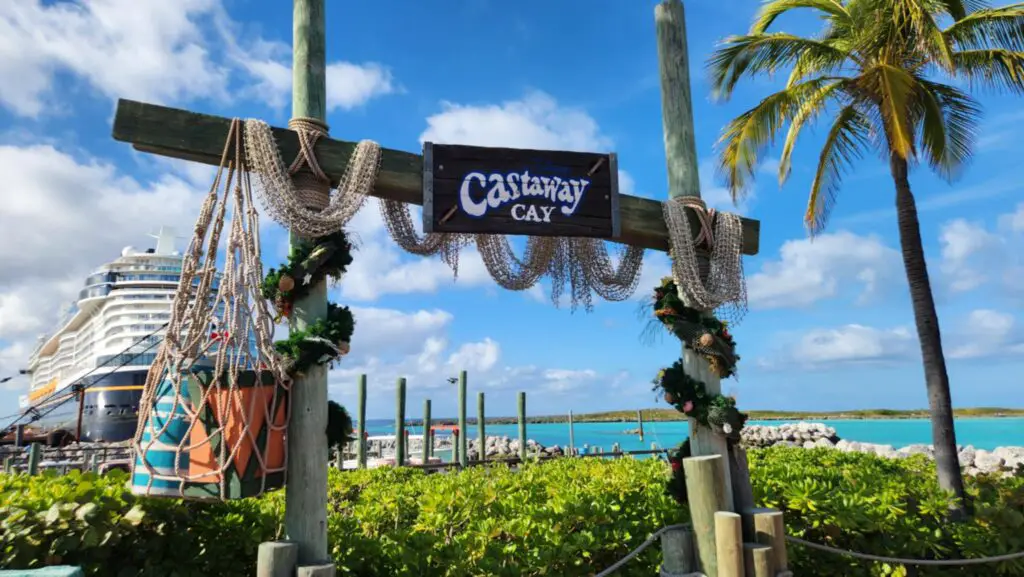 Christmas Decorations Added to Disney's Castaway Cay 3