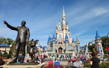 Disney World Extends Theme Park Hours at Magic & Animal Kingdoms in January 1