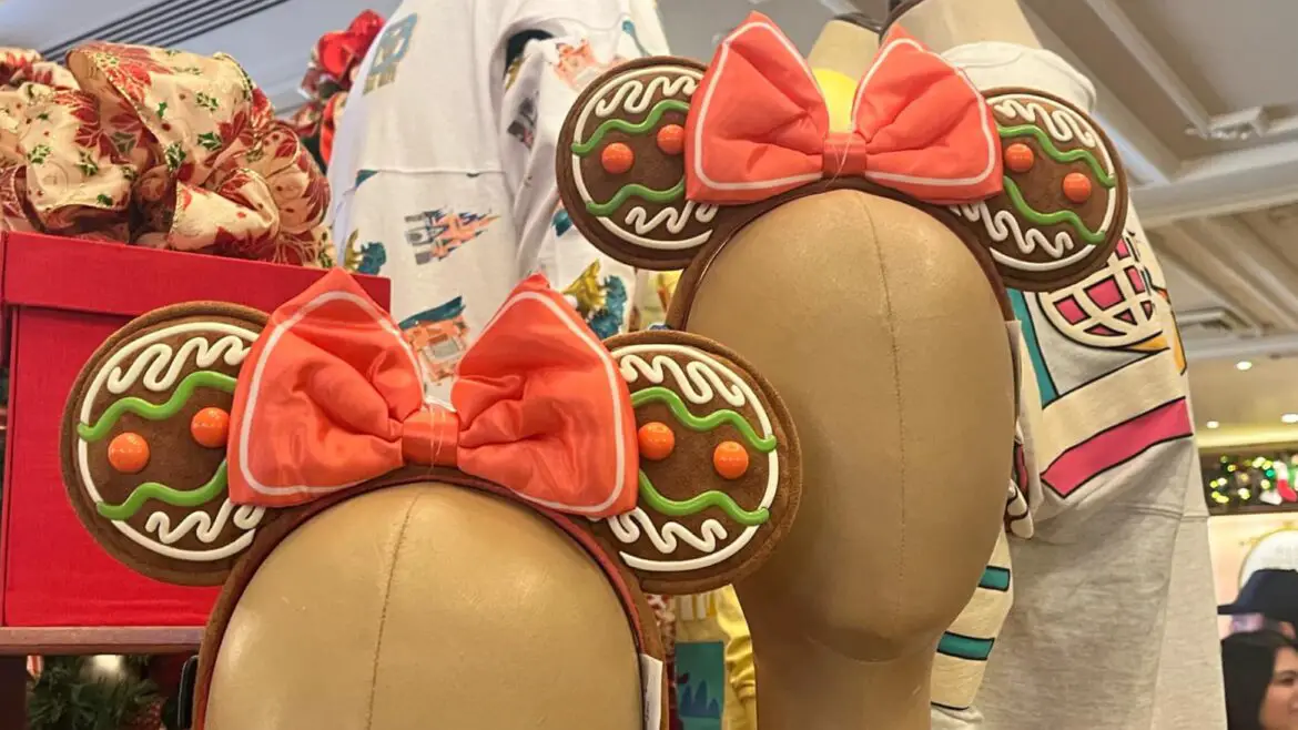 Sweeten Up Your Holiday Look With The Minnie Mouse Gingerbread Ear Headband!