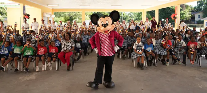 Disney Cruise Line Brings Holiday Joy to Port Communities Around the World