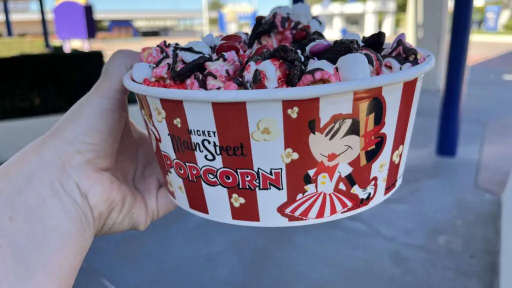 Valentine's Day Popcorn Returns to the Magic Kingdom 2