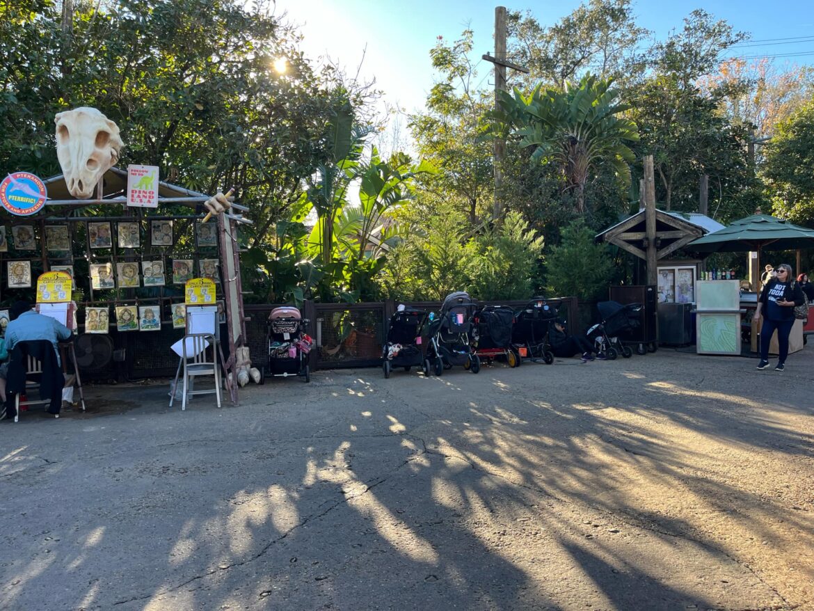 Disney Vacation Club Kiosk Removed from DinoLand USA Ahead of Closure