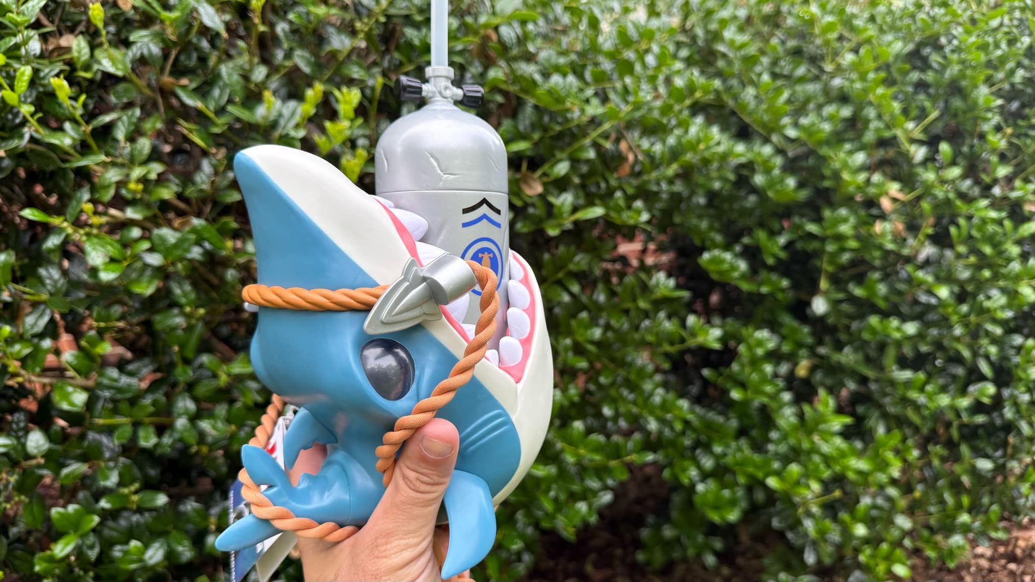‘Jaws’ 50th Anniversary Sipper Now Available at Universal Orlando ...
