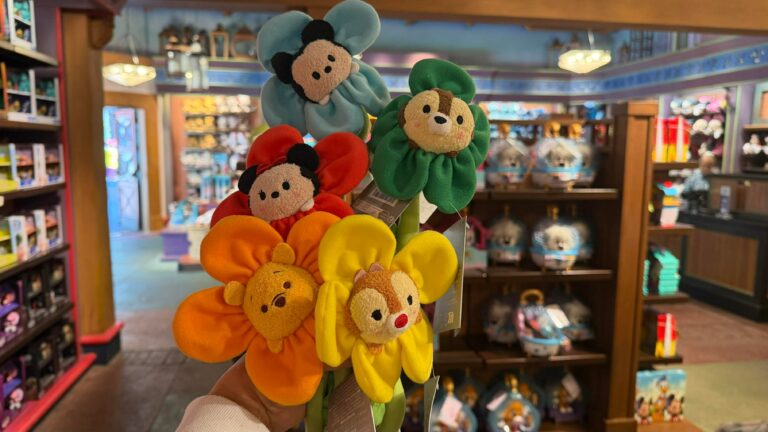 A Bouquet That Lasts Forever: Meet the New Disney Tsum Tsum Plush Flowers