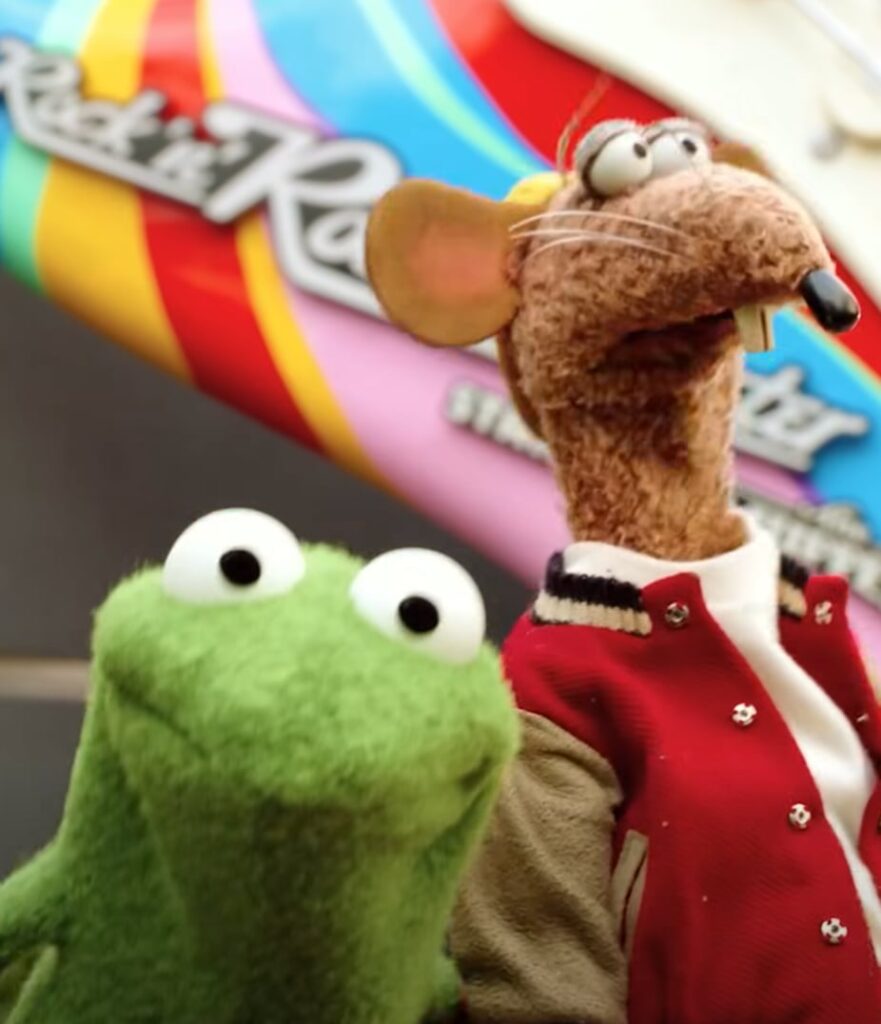 Rizzo Gives Unauthorized Tour of Muppets Coaster in Funny New Video att gbqyLnUnQQeCOD PVBXGdYbqBzIOXdlMRSiY