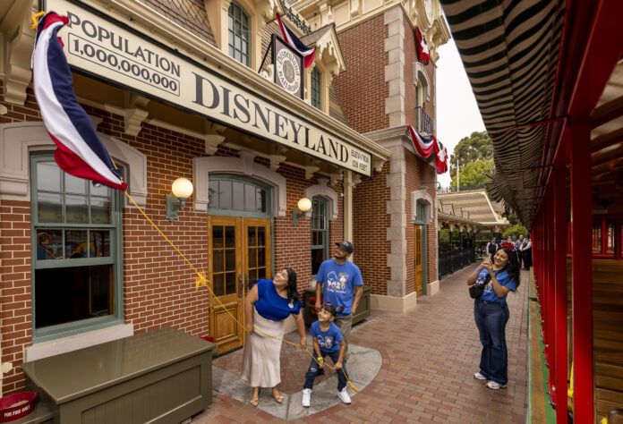 Disneyland Resort Welcomes One Billionth Guest on July rd ()