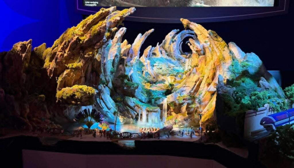 First Look at the Stunning Avatar Model Unveiled for Disney California Adventure at D23 First Look at the Stunning Avatar Model Unveiled for Disney California Adventure at D