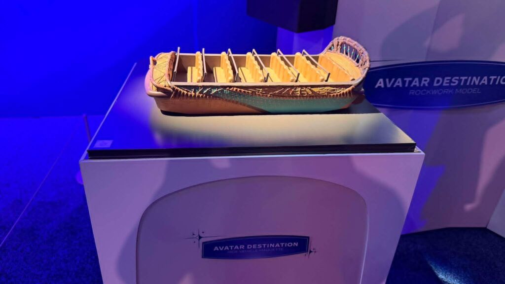 First Look at the Stunning Avatar Model Unveiled for Disney California Adventure at D23 First Look at the Stunning Avatar Model Unveiled for Disney California Adventure at D