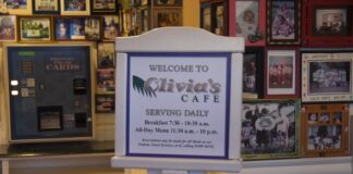 Disney Removes Family Photos from Olivia’s Cafe Walls at Old Key West