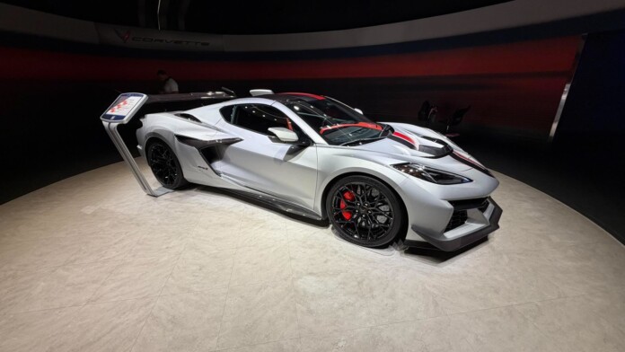 New Chevrolet Corvette ZR Added to Test Track at EPCOTNew Chevrolet Corvette ZR Added to Test Track at EPCOT New Chevrolet Corvette ZR Added to Test Track at EPCOTNew Chevrolet Corvette ZR Added to Test Track at EPCOT